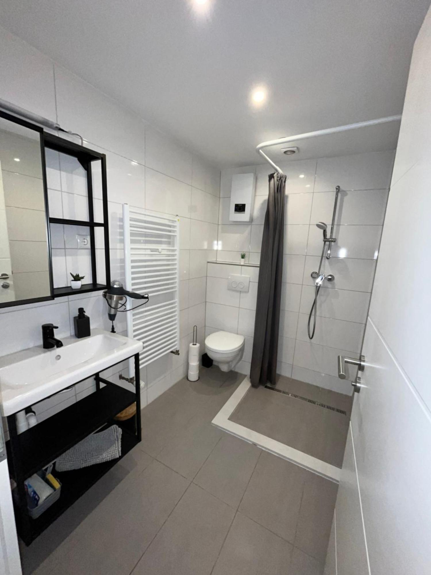 Apartment Central 10B 40Qm Wi-Fi Free Parking Calm Back House Dortmund Exterior photo